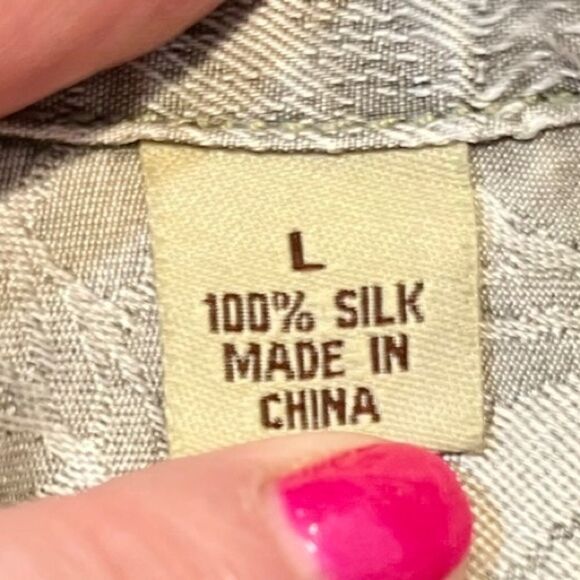 TOMMY BAHAMA 100% Silk Short Sleeve Button Up Shirt Gray Men’s Size Large - Picture 6 of 6